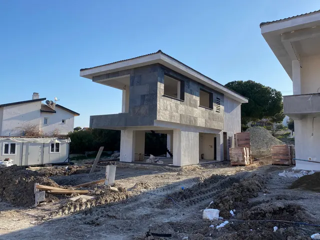 Bahçelievler 3017 kaba inşaat aşaması - villa yapısı