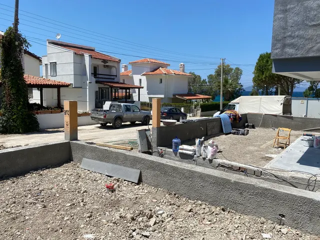 Bahçelievler 3017 tamamlanmış villa ve bahçe görünümü